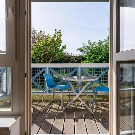 Appartement Vineta Mit Zwei Balkonen Und Bio- Kamin Koserow